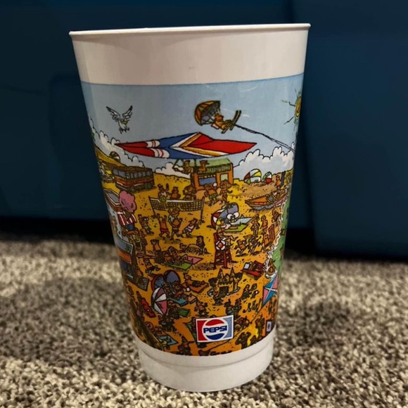 VTG  Tim Hortons Find Timbits Plastic Cup Pepsi Beach Sweetheart - Picture 3 of 7